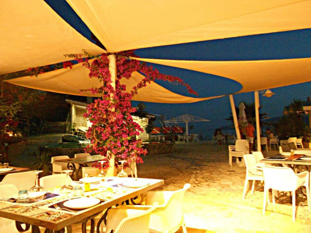 Bougainville Bay Resort - Villa 11 Saranda Zewnętrze zdjęcie